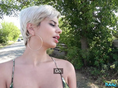 Любитель пикапа снял сисястую латинскую блондинку и отъебал на дороге