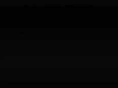 Развратная рыжая мамочка с большой грудью трахается с молодым парнем