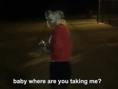 Светловолосая русская девка сосёт хуй и ебётся с парнем посреди ночи