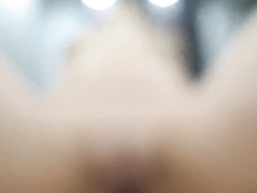 Ненасытная русская девка ебётся с парнем и получает сперму на попку