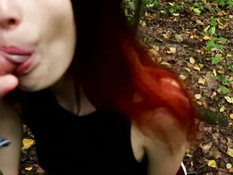 Пошёл по тропинке за рыжей русской бесстыдницей и отодрал её в лесу