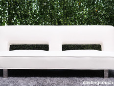 Негр оттрахал молодую татуированную мулаточку в бритую киску и анус