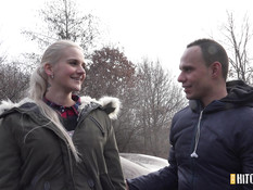 Он подвёз светловолосую чешскую тёлочку до леса и отодрал на обочине