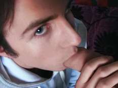 Гей пикапер снял на улице чешского паренька и отпердолил его в очко