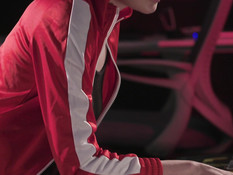 Две русские лесбияночки в колготках используют безремневой страпон