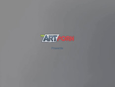 Парень отодрал на диване и полил спермой двух красивых русских девок