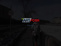 Пригласил в гости юную русскую шатенку и отодрал в волосатую письку