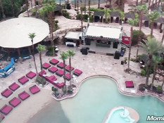 Белый мужчина отодрал в ванной зрелую негритянку со стройной фигурой