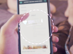 Милая русская худышка с голубыми волосами отпердолена во все дырочки