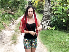 Он встретил на курорте грудастую русскую шалаву и оттрахал в номере