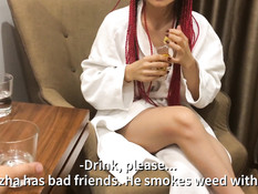 Зашёл к грудастой русской девке с красными волосами и отымел в киску