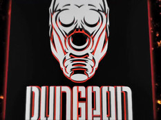 Связанная молодая блондинка оттрахана и выпорота на большой кровати