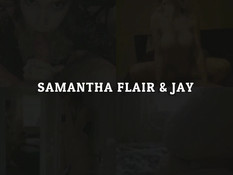 Очкастая блондинка в чёрных чулках насаживается своим анусом на член