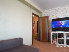 Строгий муж выпорол сисястую русскую жену и жёстко отымел на кровати