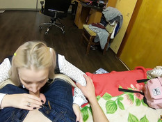 Нерадивая русская студентка была отшлёпана и оттрахана в бритую писю