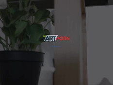 Две сисястые русские блондинки страстно сосут член и ебутся с парнем