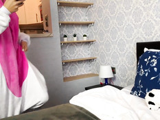 После ебли с парнем сисястая русская тёлочка получила сперму на лицо