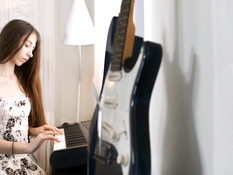 Dolled Up Anal Teen 2 / Анально раздолбанная молодёжь 2