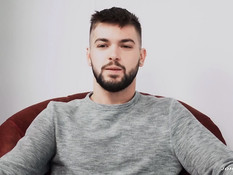 Бородатый голубой паренёк занимается гей сексом со своим приятелем