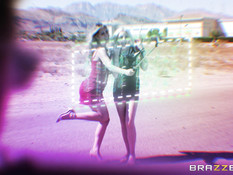 Татуированный парень отодрал кудрявую блондинку с большими сиськами