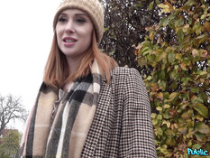 Пикапер оттрахал и забрызгал спермой высокую сиськастую рыжую тёлку