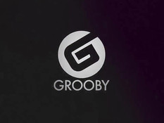 Мужик отымел молодого коротко подстриженного транса с большой грудью