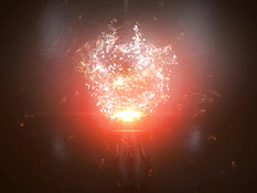 Блондинка вместе с парнем делают юной брюнетке двойное проникновение