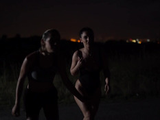 Страстная анальная секс оргия четырёх молодых спортивных лесбиянок