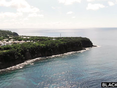 Две молодые русские подружки отпердолены во все дырки двумя неграми