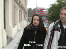 Две свинг пары пришли в лес и после минета занялись групповым сексом