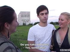 Две молодые пары свингеров занимались сексом в подвальном помещении