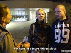 Две молодые пары свингеров занимались сексом в подвальном помещении