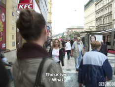 Сисястая блондинка и худая шатенка занимались свинг сексом с парнями