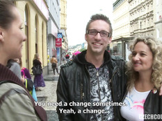 Сисястая блондинка и худая шатенка занимались свинг сексом с парнями