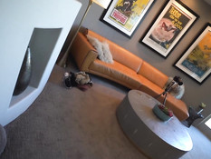 Мужчина в маске отодрал и обкончал сиськастую светловолосую мамочку