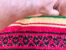 Привёз в пустыню молодую грудастую красотку и отымел в бритую киску