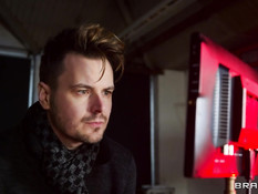 Зрелую русскую женщину с длинными светлыми волосами оттрахали в анус