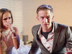 Зрелую русскую женщину с длинными светлыми волосами оттрахали в анус