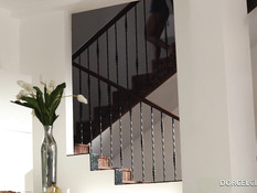 Кудрявая блондинка дала отыметь себя в анус и выдрочила сперму в рот