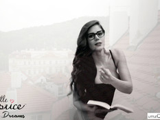 Две молодые лесбиянки отлизывали клиторы на крыше многоэтажного дома