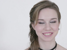 Лысый негритос отпердолил молодую русскую блондиночку в киску и анус