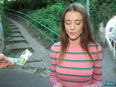 Пикапер оттрахал возле железной дороги сисястую украинскую блондинку