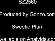 Трое мужиков отымели во все дырки молодую сисястую русскую блондинку