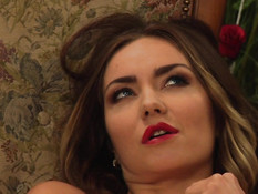 Униженные молодые секс рабыни выполняют все прихоти хозяек лесбиянок