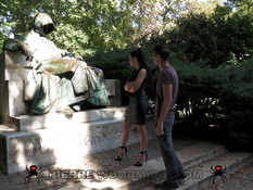 Снял на улице сисястую темноволосую шалаву и оттрахал в отеле в анал