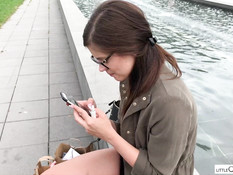 Две молодые свинг пары занялись сексом после знакомства в интернете