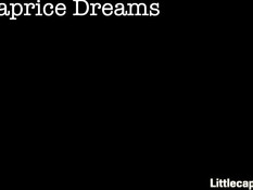 Грудастая мулатка и белая девка устроили свинг пати со своими парнями
