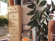 Бойфренд оттрахал блондинку с пирсингом сосков и обкончал её задницу