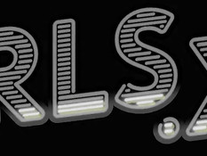 Бородатый мужик отодрал и обкончал грудастого светловолосого транса