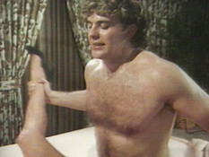 Кудрявая рыжеволосая дамочка в корсете ебётся с молодым любовничком